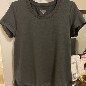 Athleta tee  Size M SUPER SOFT😀 New